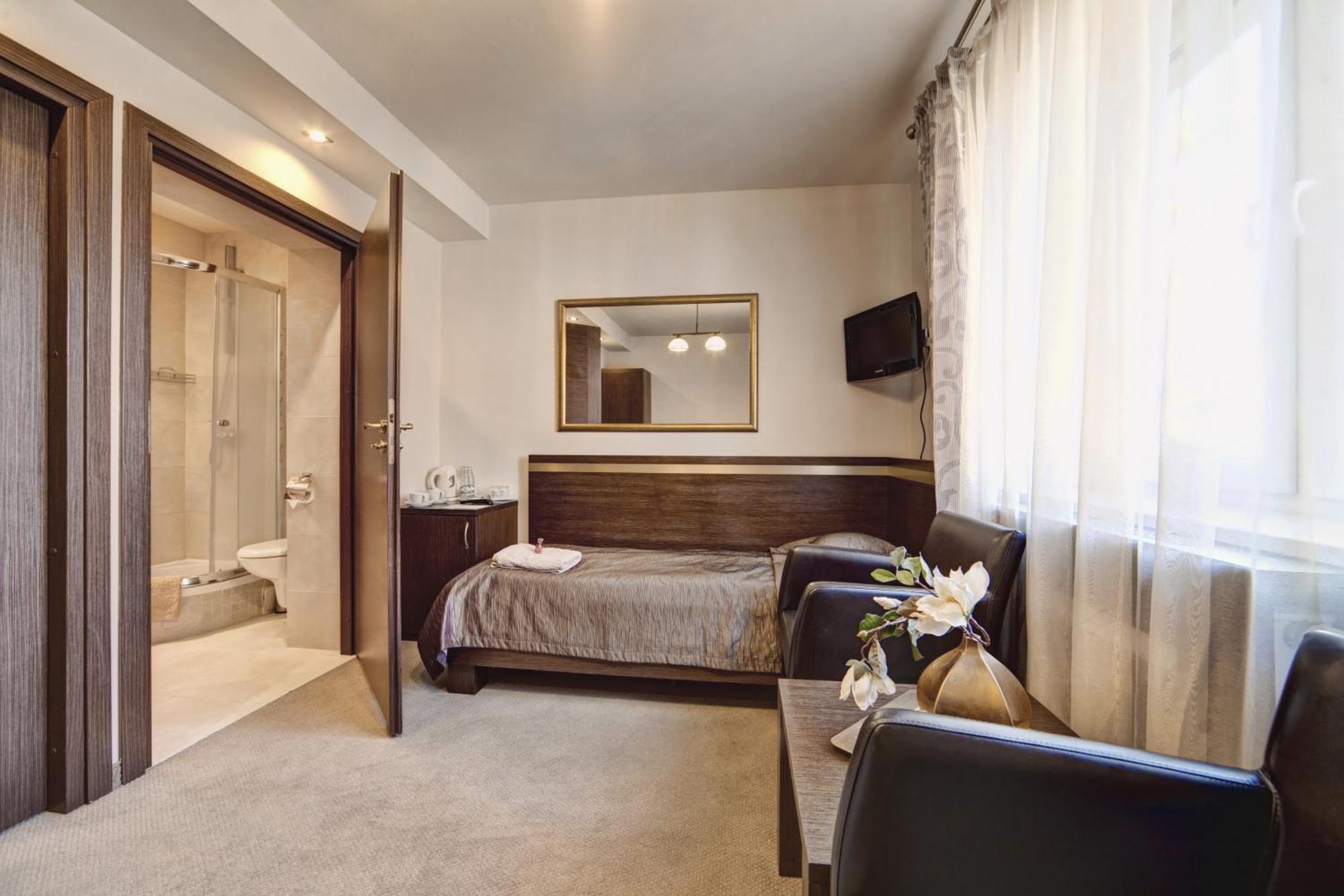 Hotel Orlik クリニツァ・ズドルイ エクステリア 写真