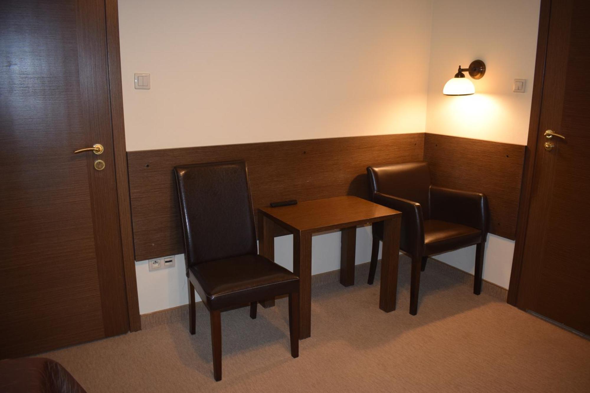 Hotel Orlik クリニツァ・ズドルイ エクステリア 写真