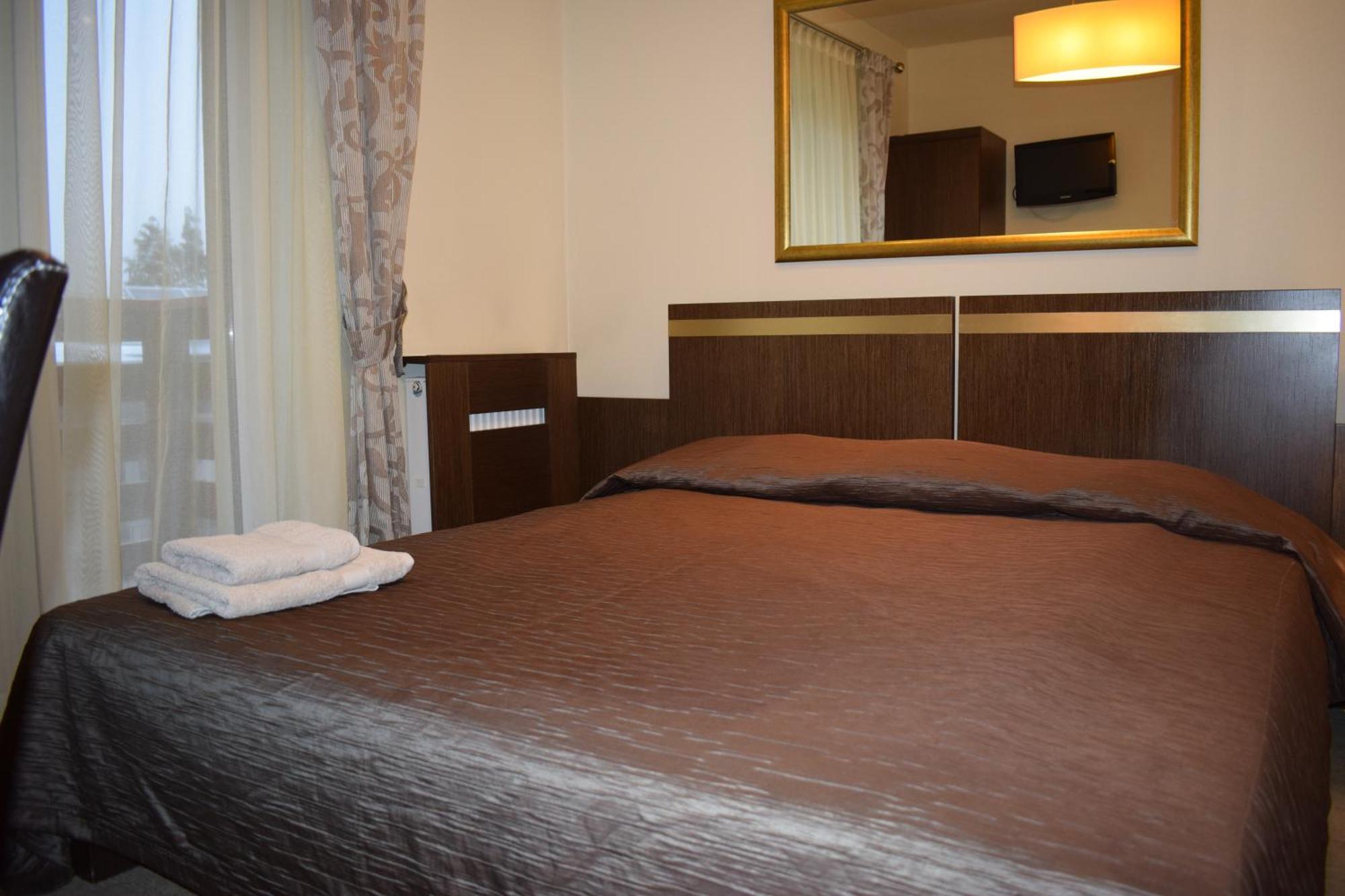 Hotel Orlik クリニツァ・ズドルイ エクステリア 写真