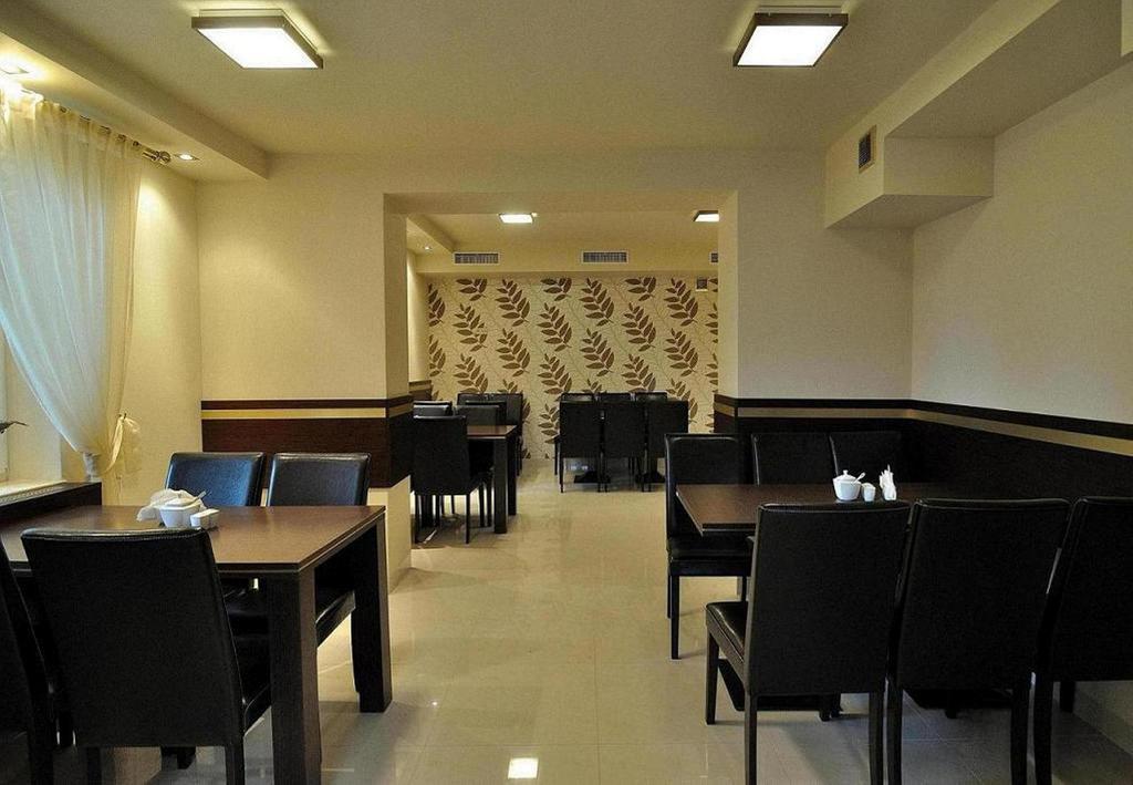 Hotel Orlik クリニツァ・ズドルイ エクステリア 写真